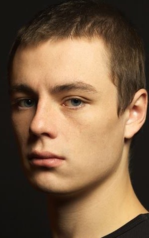 伊利亚·科罗布科 Ilya Korobko照片