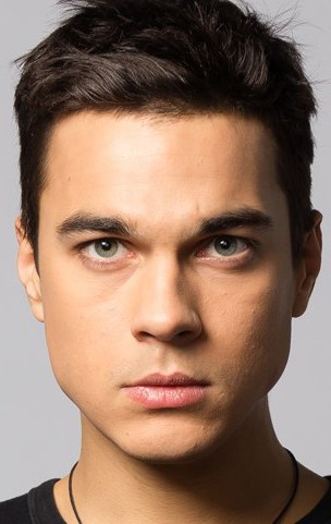 康斯坦丁·贝洛沙普卡 Konstantin Beloshapka照片