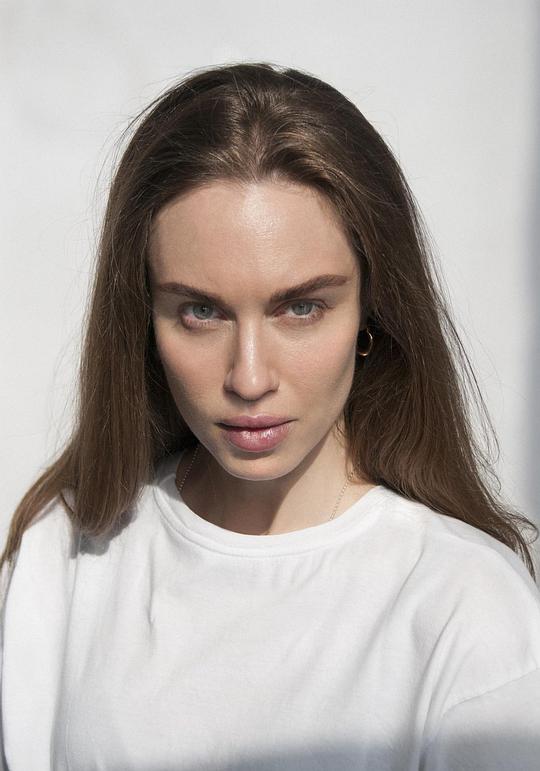 卡琳娜·伊万诺娃 Karina Ivanova照片