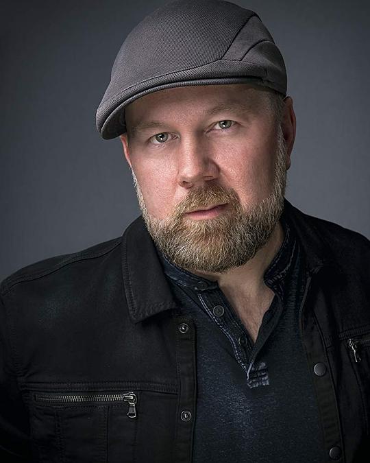 克里斯托弗·萨巴特 Christopher Sabat照片