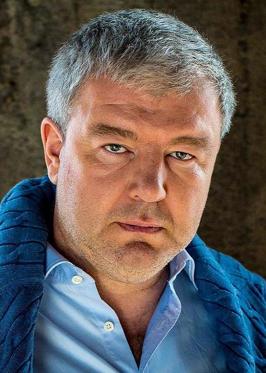 亚历山大·罗巴克 Aleksandr Robak照片