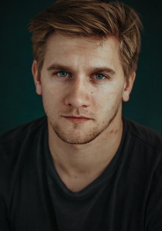 米克哈尔·克雷默 Mikhail Kremer照片