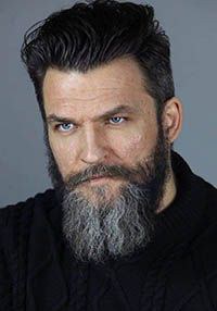 马克西姆·科列斯尼琴科 Maksim Kolesnichenko照片