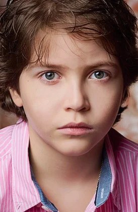 阿尔乔姆·法德耶夫 Artyom Fadeev照片