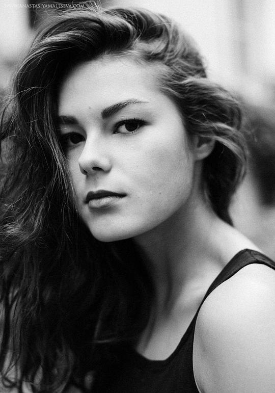 安菲萨·切尔尼赫 Anfisa Chernykh照片