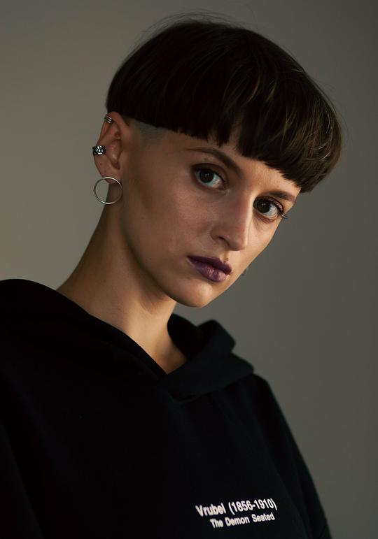 丽莎·齐加诺娃 Liza Tsyganova照片