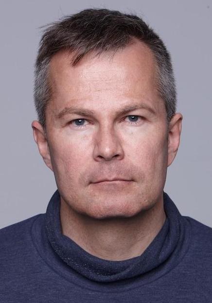 尼古拉·塞尔采夫 Nikolay Serdtsev照片