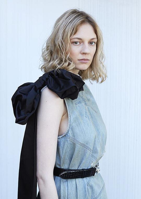 维多利亚·米罗什尼琴科 Viktoria Miroshnichenko照片