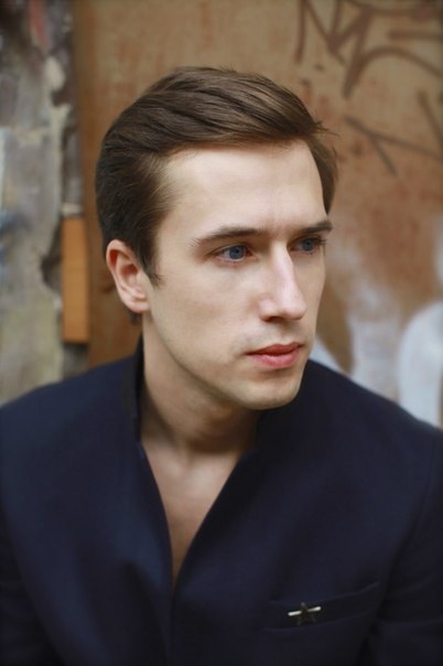 伊戈尔·卡列斯科夫 Egor Koreshkov照片