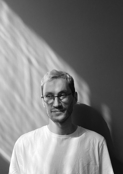 安东·亚鲁什 Anton Yarush照片