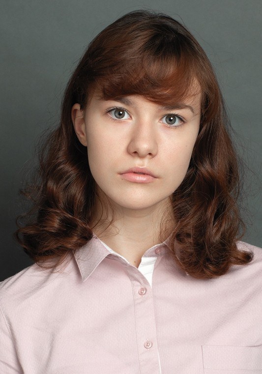 维罗妮卡·乌斯蒂莫娃 Veronika Ustimova照片