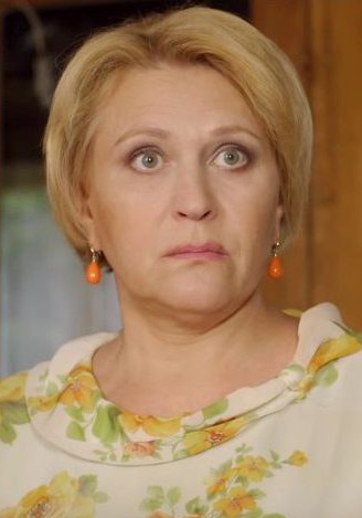 安娜·古利亚连科 Anna Gulyarenko照片