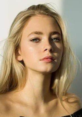 乌利亚娜·奇赞 Ulyana Chzhan照片