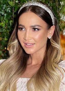 奥尔加·布佐娃 Olga Buzova照片