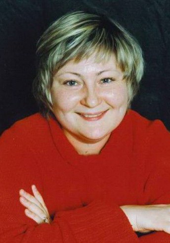 尤利娅·苏勒斯 Yuliya Sules照片