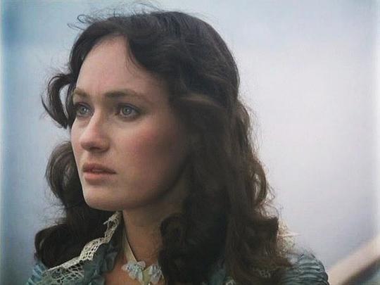 拉丽萨·古泽耶娃 Larisa Guzeyeva照片