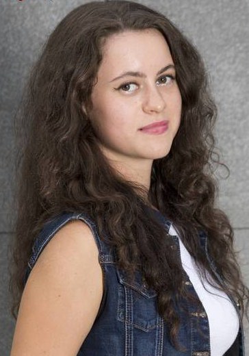 莉莎·梅德韦杰夫 Liza Medvedeva照片