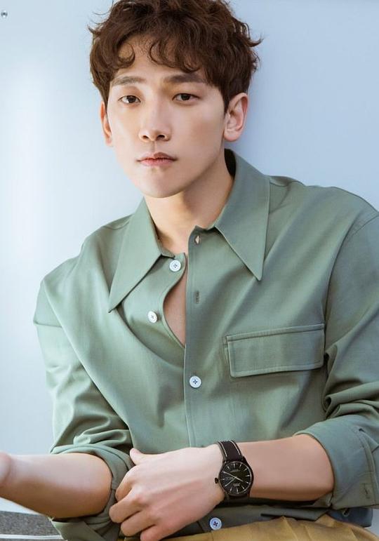 郑智薰 Rain照片