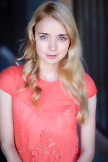 阿莲娜·契诃娃 Alyona Chekhova照片