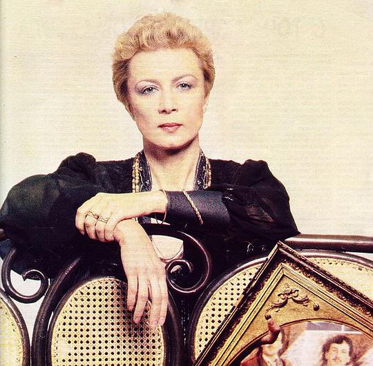 阿拉·基米多娃 Alla Demidova照片