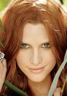 阿什丽·辛普森 Ashlee Simpson照片