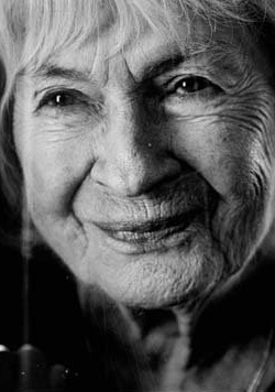 达努塔·沙弗拉尔斯卡 Danuta Szaflarska照片