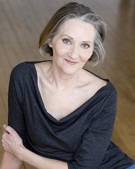 芭芭拉·金斯利 Barbara Kingsley照片