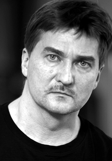 尤里·布图索夫 Yury Butusov照片