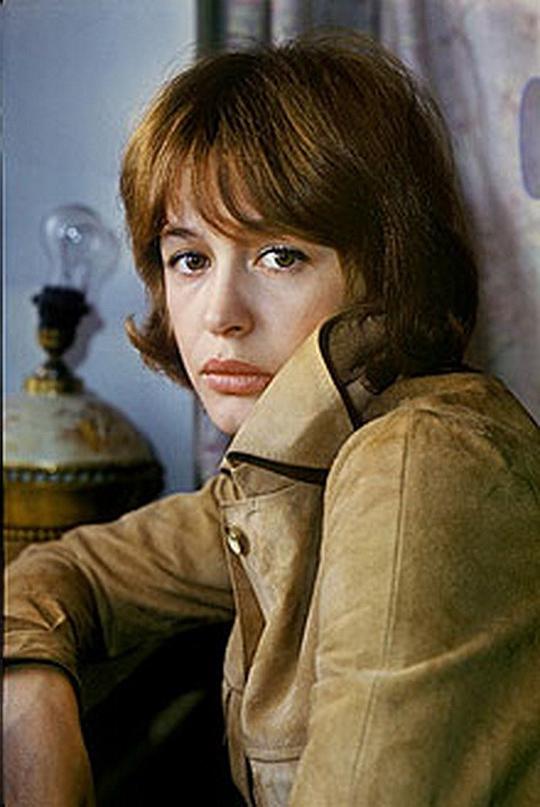 玛丽娜·涅约洛娃 Marina Neyolova照片