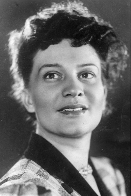 妮娜·图利索娃 Nina Alisova照片