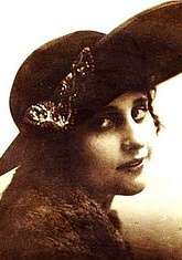 Vera Kholodnaya照片