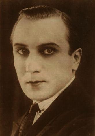 伊万·莫兹尤辛 Ivan Mozzhukhin照片