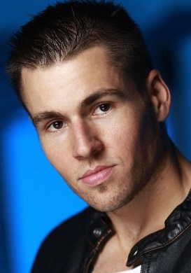 克里斯·布洛克莱茵斯基 Chris Ploszczansky照片