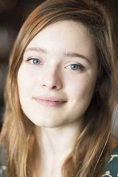 玛丽安·弗蒂尔 Marianne Fortier照片