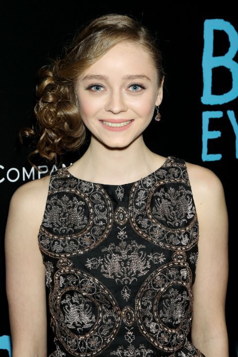 玛德琳娜·亚瑟 Madeleine Arthur照片