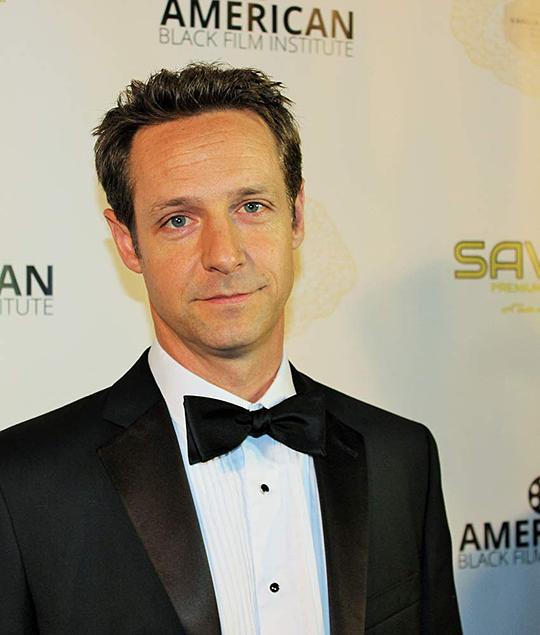 克里斯托弗·罗伯·鲍恩 Christopher Rob Bowen照片