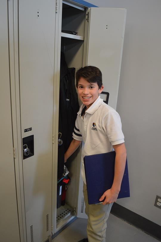 亚历山大·佩雷奥 Alexandre Perreault照片