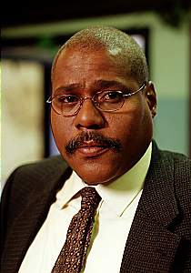 比尔·努恩 Bill Nunn照片