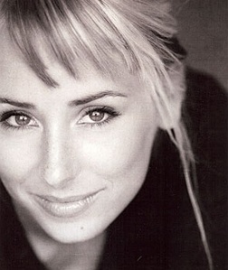 玛丽欧·沃尔夫 Mariloup Wolfe照片