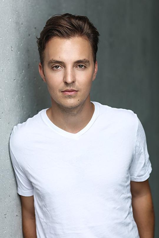 杰弗里·巴拉德 Jeffrey Ballard照片