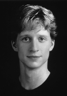 伊桑·斯蒂费尔 Ethan Stiefel照片