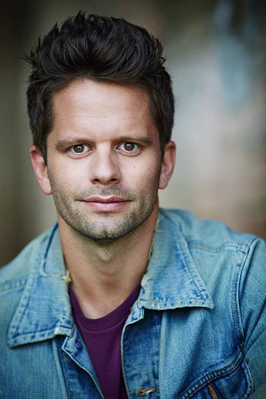 蒂姆·多伦 Tim Doiron照片