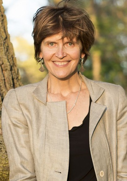 艾莉森·麦卡尔平 Alison McAlpine照片