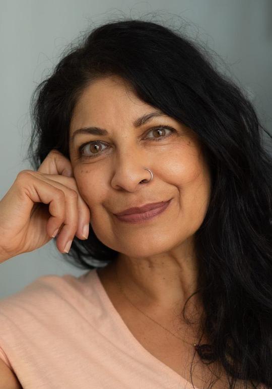 尼沙·帕胡贾 Nisha Pahuja照片