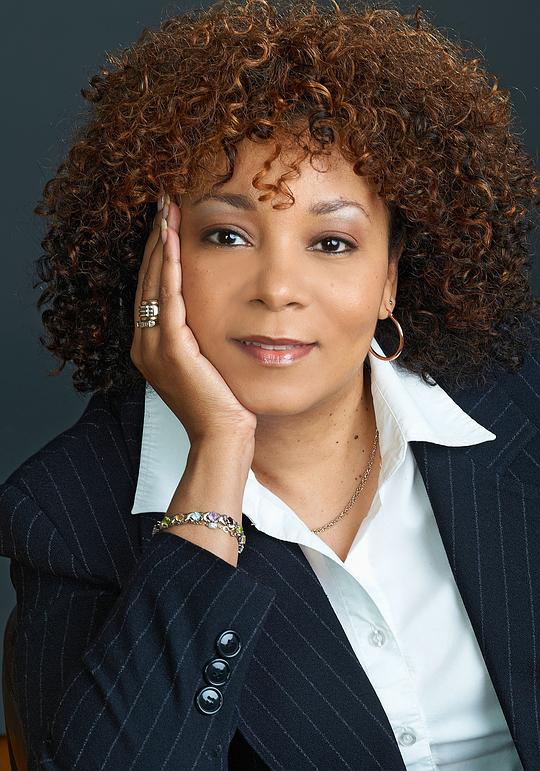 雅德利·卡瓦纳 Yardly Kavanagh照片