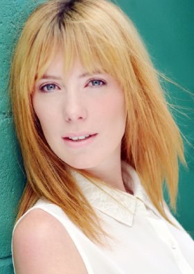 阿曼达·麦克伊万 Amanda McEwan照片