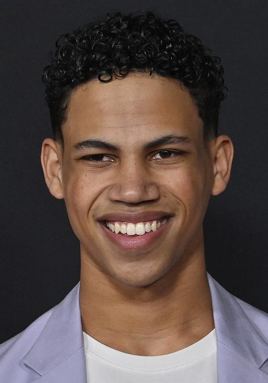 裘德·威尔逊 Jude Wilson照片