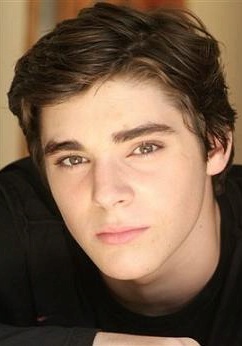 RJ·米特 RJ Mitte照片