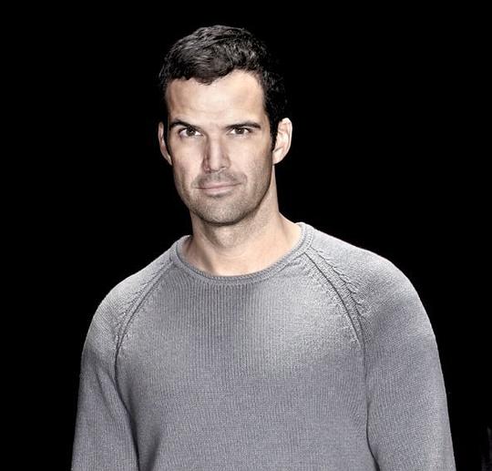 本杰明·艾瑞斯 Benjamin Ayres照片