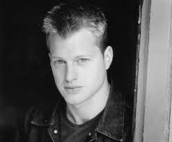 亚当·麦克唐纳 Adam MacDonald照片